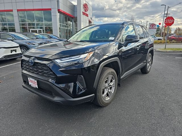 2022 Toyota RAV4 Hybrid XLE