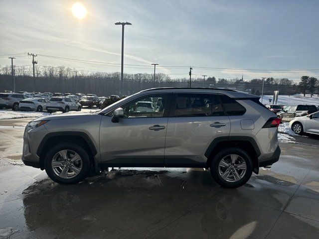 2022 Toyota RAV4 Hybrid XLE