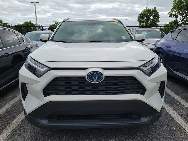 2022 Toyota RAV4 Hybrid XLE