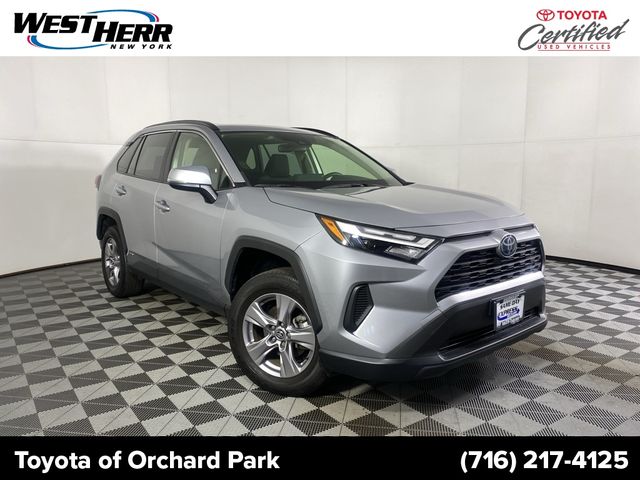 2022 Toyota RAV4 Hybrid XLE