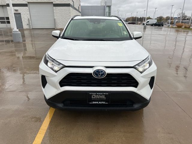 2022 Toyota RAV4 Hybrid XLE