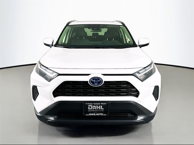 2022 Toyota RAV4 Hybrid XLE