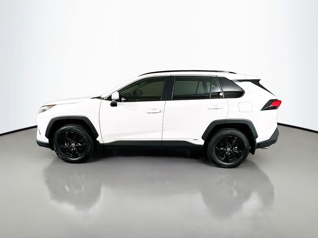 2022 Toyota RAV4 Hybrid XLE