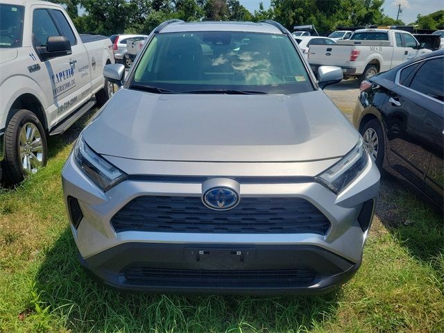 2022 Toyota RAV4 Hybrid XLE