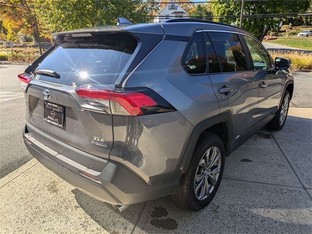 2022 Toyota RAV4 Hybrid XLE Premium