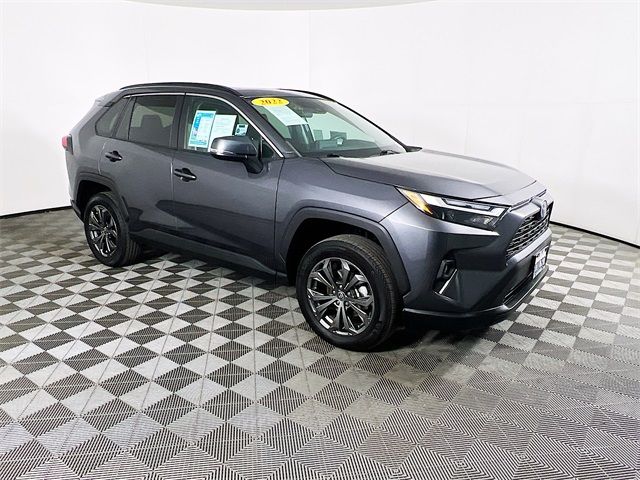 2022 Toyota RAV4 Hybrid XLE Premium