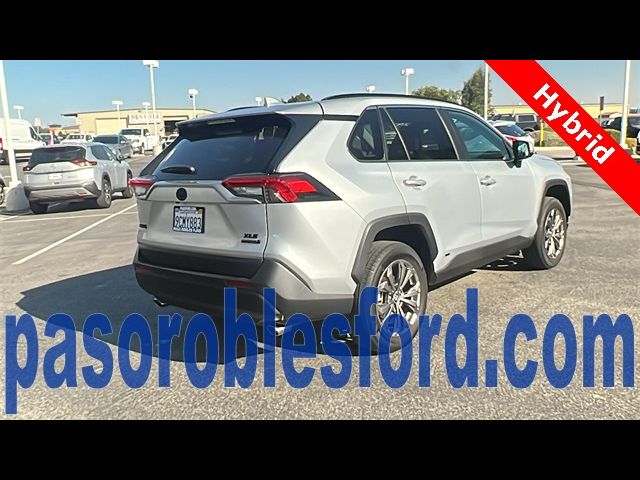 2022 Toyota RAV4 Hybrid XLE Premium