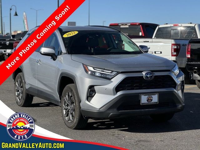 2022 Toyota RAV4 Hybrid XLE Premium