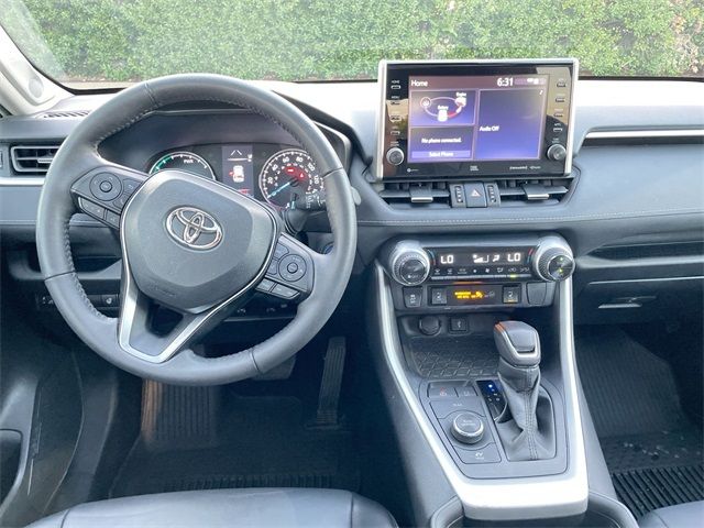 2022 Toyota RAV4 Hybrid XLE Premium