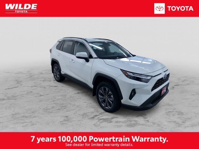 2022 Toyota RAV4 Hybrid XLE Premium