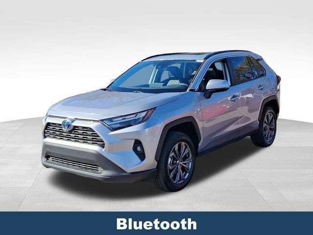 2022 Toyota RAV4 Hybrid XLE Premium