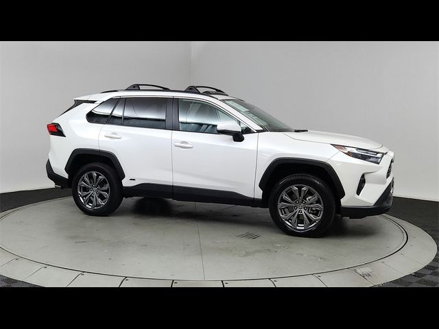 2022 Toyota RAV4 Hybrid XLE Premium