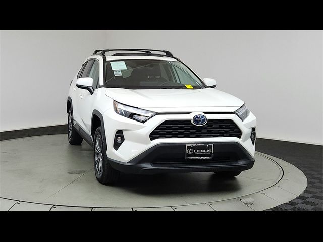 2022 Toyota RAV4 Hybrid XLE Premium