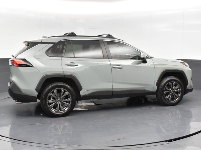 2022 Toyota RAV4 Hybrid XLE Premium