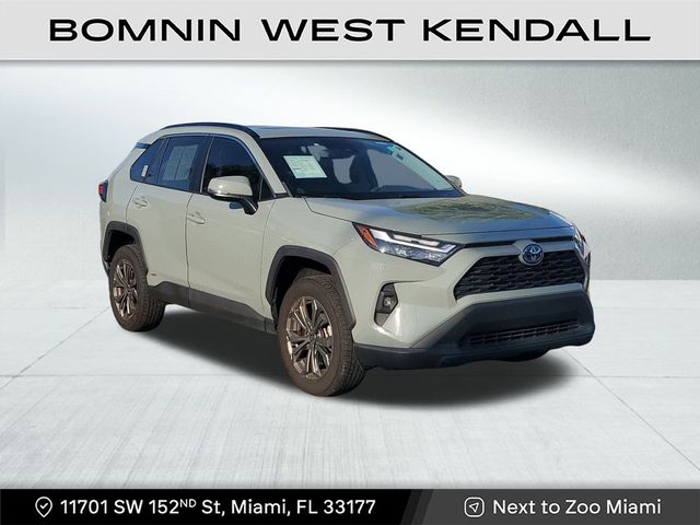 2022 Toyota RAV4 Hybrid XLE Premium