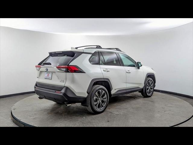 2022 Toyota RAV4 Hybrid XLE Premium