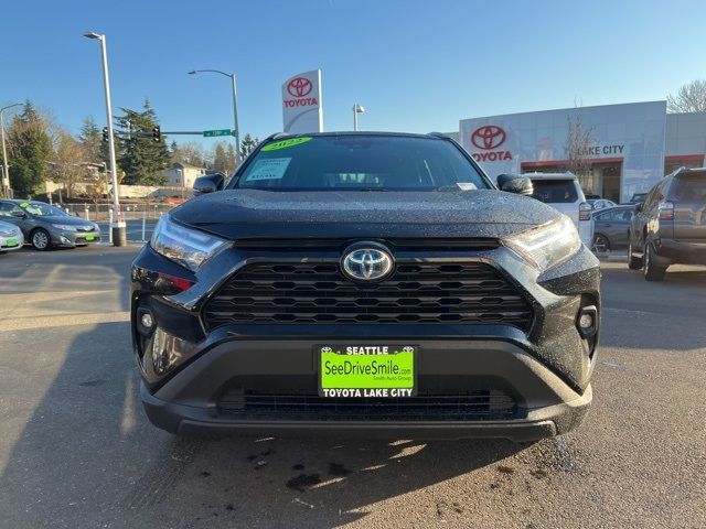 2022 Toyota RAV4 Hybrid XLE Premium