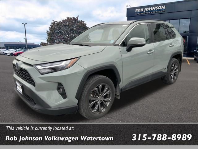 2022 Toyota RAV4 Hybrid XLE Premium