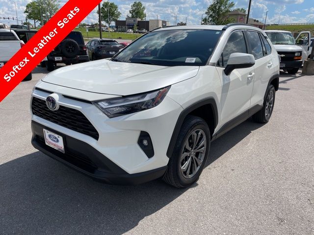 2022 Toyota RAV4 Hybrid XLE Premium