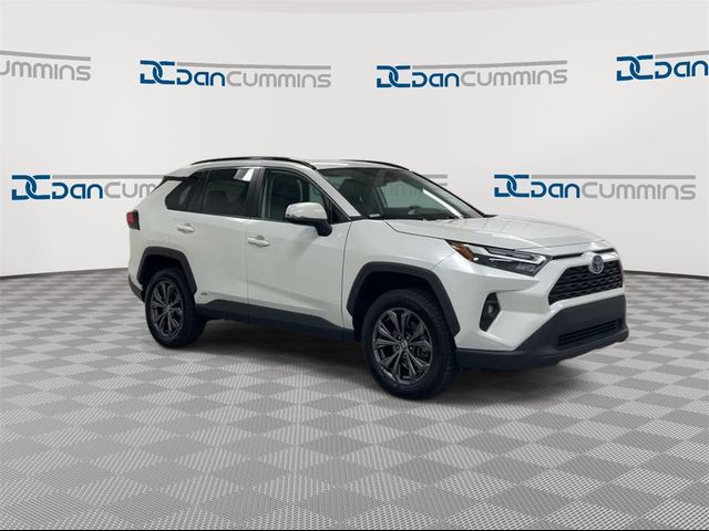 2022 Toyota RAV4 Hybrid XLE Premium