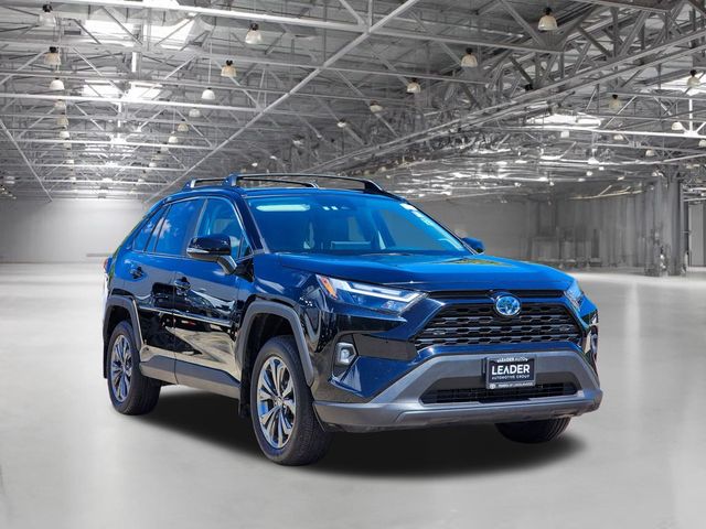 2022 Toyota RAV4 Hybrid XLE Premium