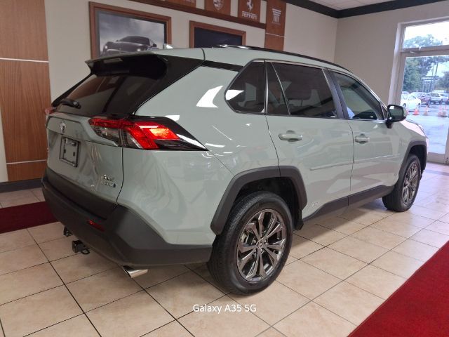 2022 Toyota RAV4 Hybrid XLE Premium