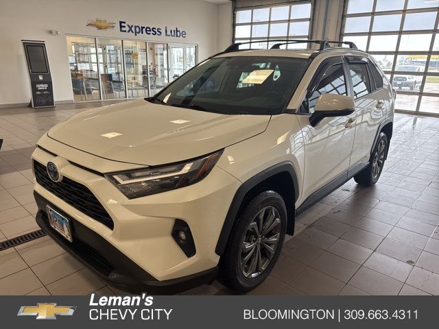 2022 Toyota RAV4 Hybrid XLE Premium