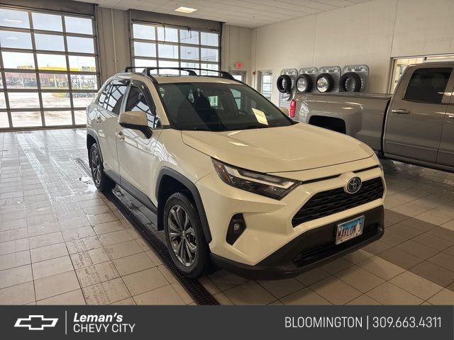 2022 Toyota RAV4 Hybrid XLE Premium