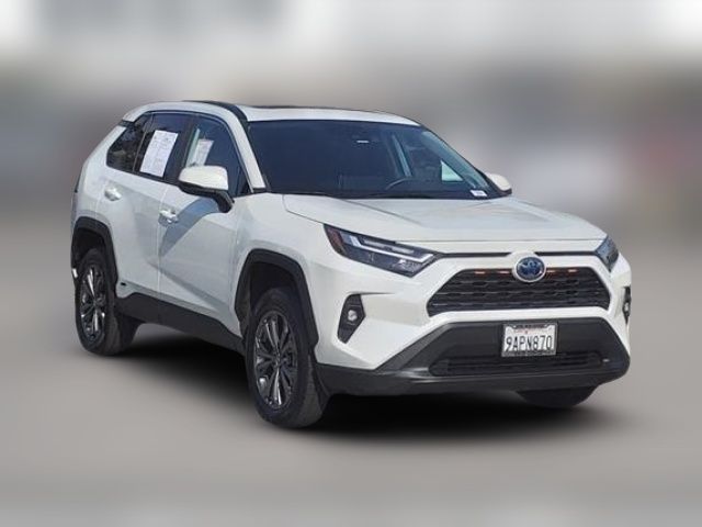 2022 Toyota RAV4 Hybrid XLE Premium