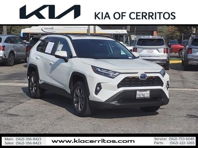 2022 Toyota RAV4 Hybrid XLE Premium