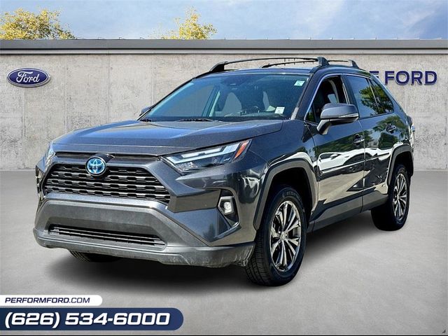 2022 Toyota RAV4 Hybrid XLE Premium