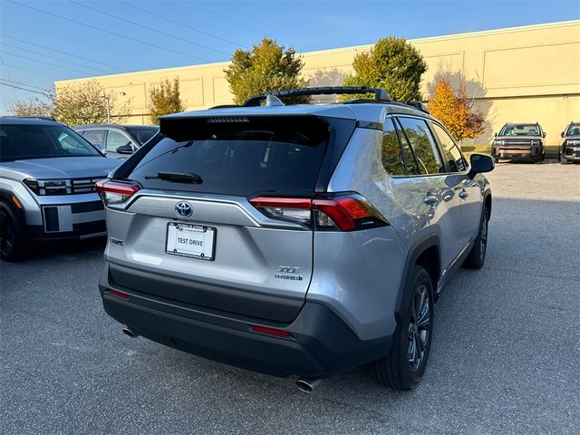 2022 Toyota RAV4 Hybrid XLE Premium