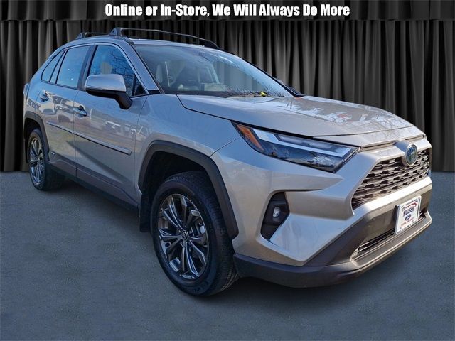 2022 Toyota RAV4 Hybrid XLE Premium