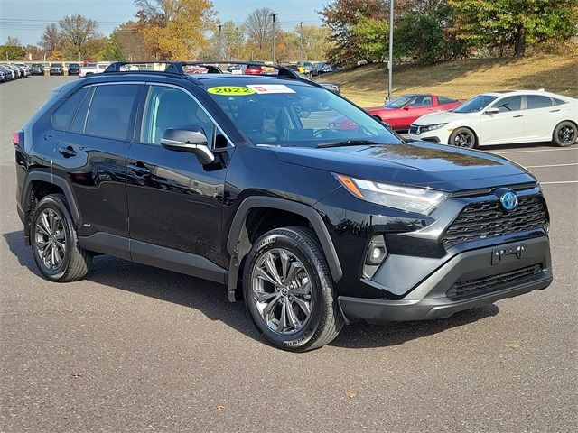 2022 Toyota RAV4 Hybrid XLE Premium