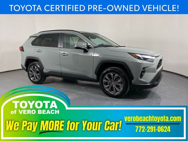 2022 Toyota RAV4 Hybrid XLE Premium