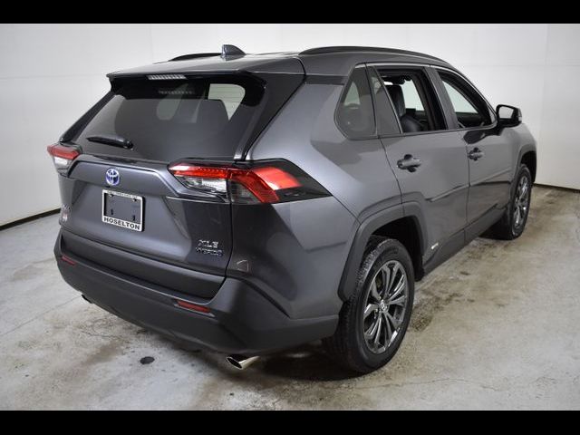 2022 Toyota RAV4 Hybrid XLE Premium