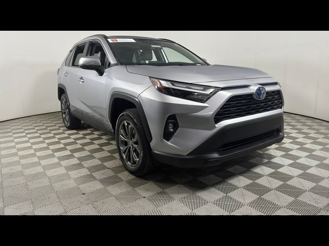 2022 Toyota RAV4 Hybrid XLE Premium