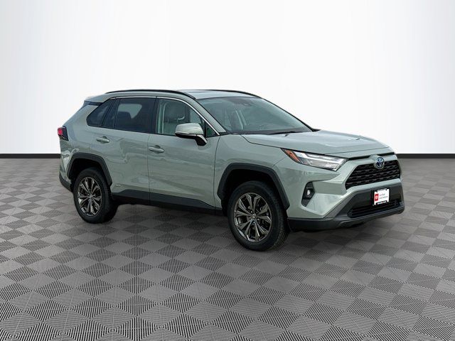 2022 Toyota RAV4 Hybrid XLE Premium