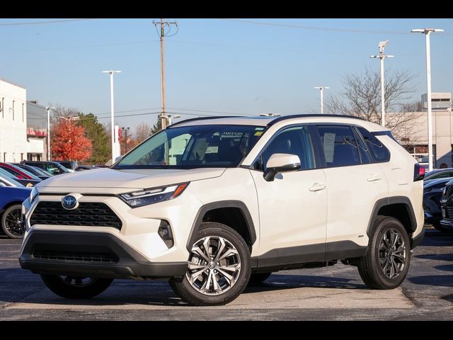 2022 Toyota RAV4 Hybrid XLE Premium