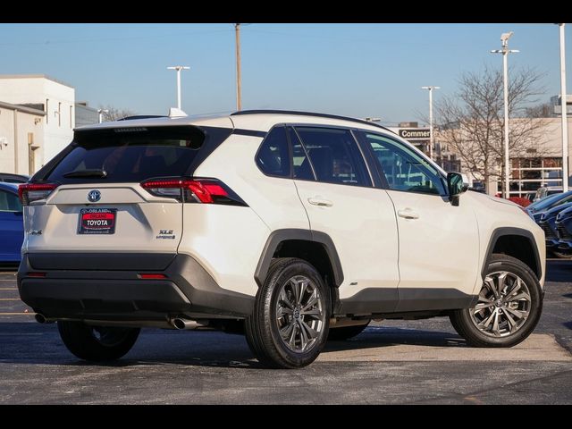 2022 Toyota RAV4 Hybrid XLE Premium