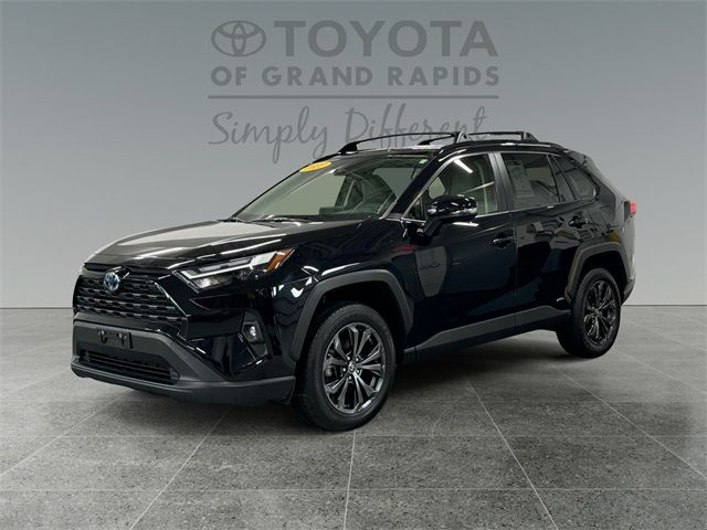 2022 Toyota RAV4 Hybrid XLE Premium