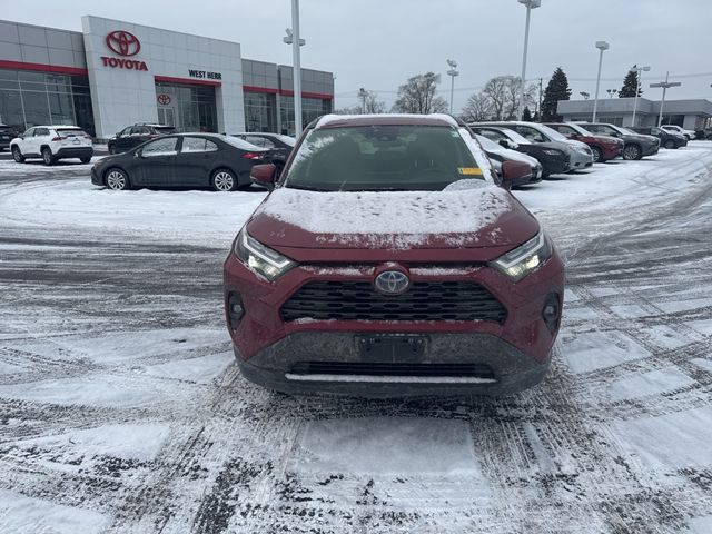 2022 Toyota RAV4 Hybrid XLE Premium