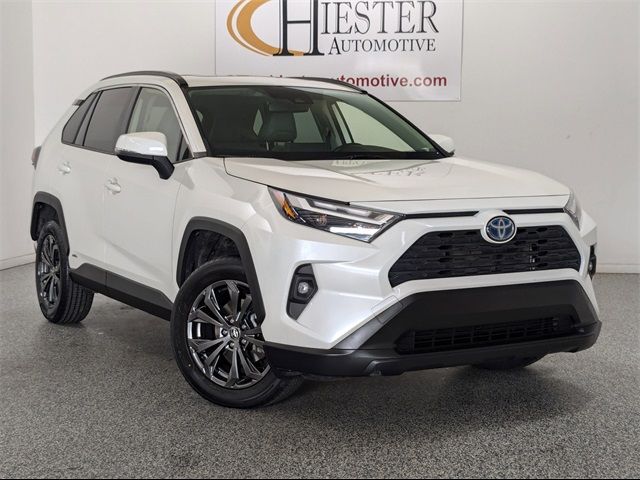 2022 Toyota RAV4 Hybrid XLE Premium