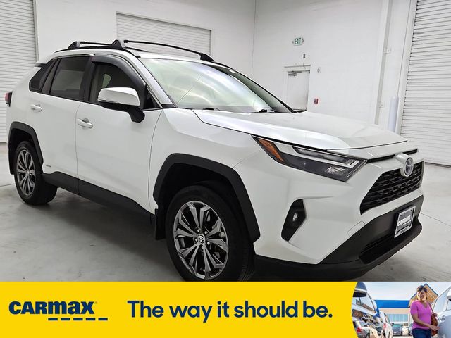 2022 Toyota RAV4 Hybrid XLE Premium