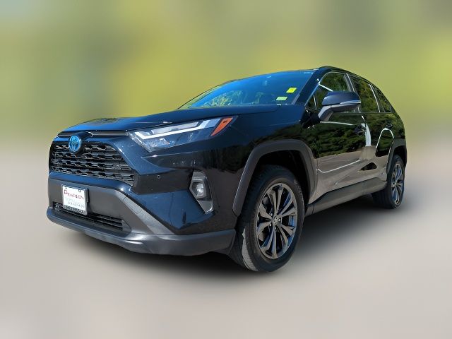 2022 Toyota RAV4 Hybrid XLE Premium