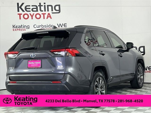 2022 Toyota RAV4 Hybrid XLE Premium