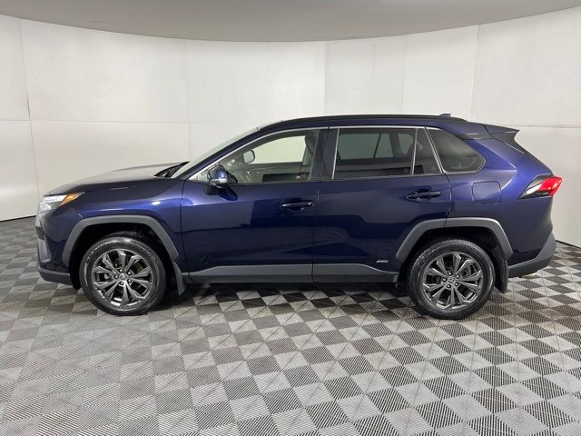 2022 Toyota RAV4 Hybrid XLE Premium