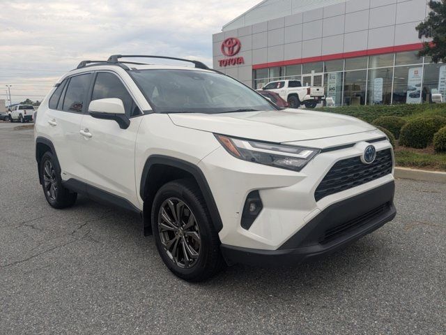 2022 Toyota RAV4 Hybrid XLE Premium