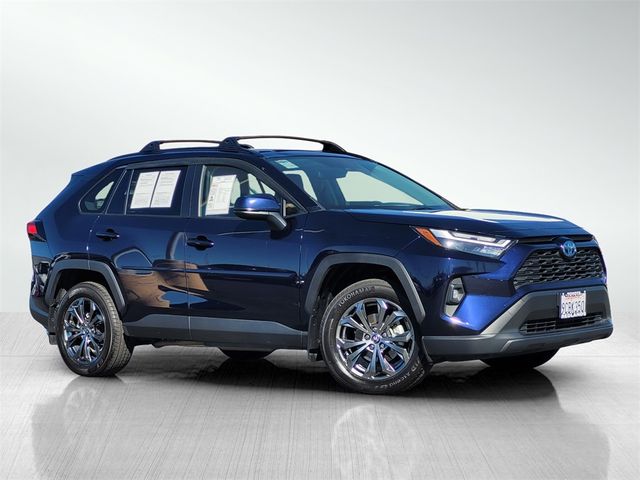 2022 Toyota RAV4 Hybrid XLE Premium