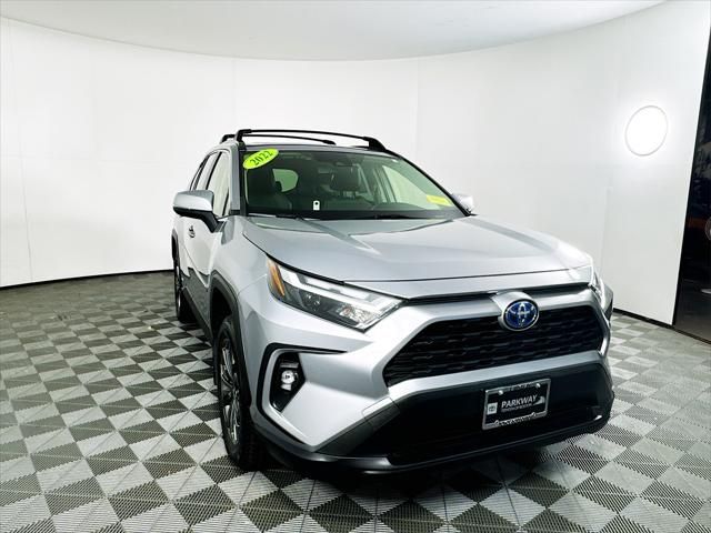 2022 Toyota RAV4 Hybrid XLE Premium